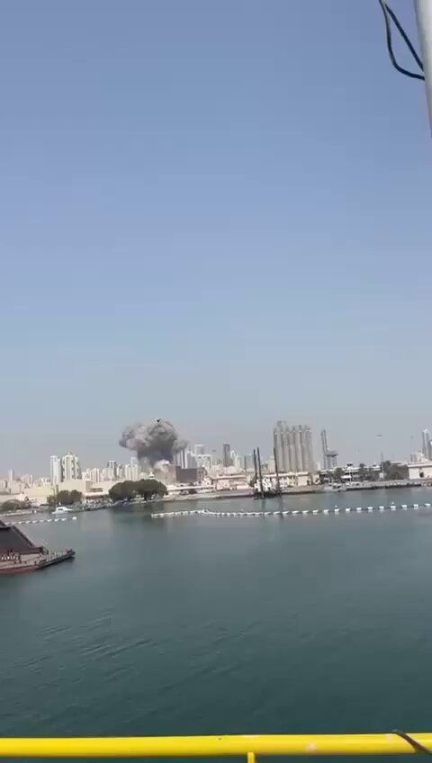 @Babak Taghvaee - The Crisis Watch: #Breaking: Another footage shows the aftermath of the #IRGC ballistic missile strike at a #USNavy base in #Manama, #Bahrain.
State media of the #Iran's Islamic Regime claims it is headquarters of the