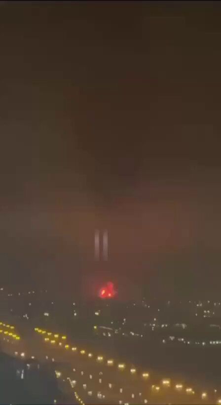 @Babak Taghvaee - The Crisis Watch: #Breaking: The port of Jebel Ali in #Dubai was targeted by the #IRGC Aerospace Force using Shahed-136 one-way attack drones.
#IranRevolution #IranRevolution2026 #OperationLionRoar #OperationEpicFury