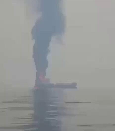 @Babak Taghvaee - The Crisis Watch: #Breaking: The #IRGC Navy is randomly targeting commercial ships and oil tankers in the Hormuz Strait today. This is part of their military operation to close the strait to civilian commercial shippin