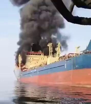 @𝐍𝐢𝐨𝐡 𝐁𝐞𝐫𝐠 🇮🇷 ✡︎: Meanwhile, the regime in Iran just bombed their own vessel in the Persian Gulf and I'm not exaggerating.
They really wanted you to think THIS was some kind of untouchable, powerful force.
Now you se