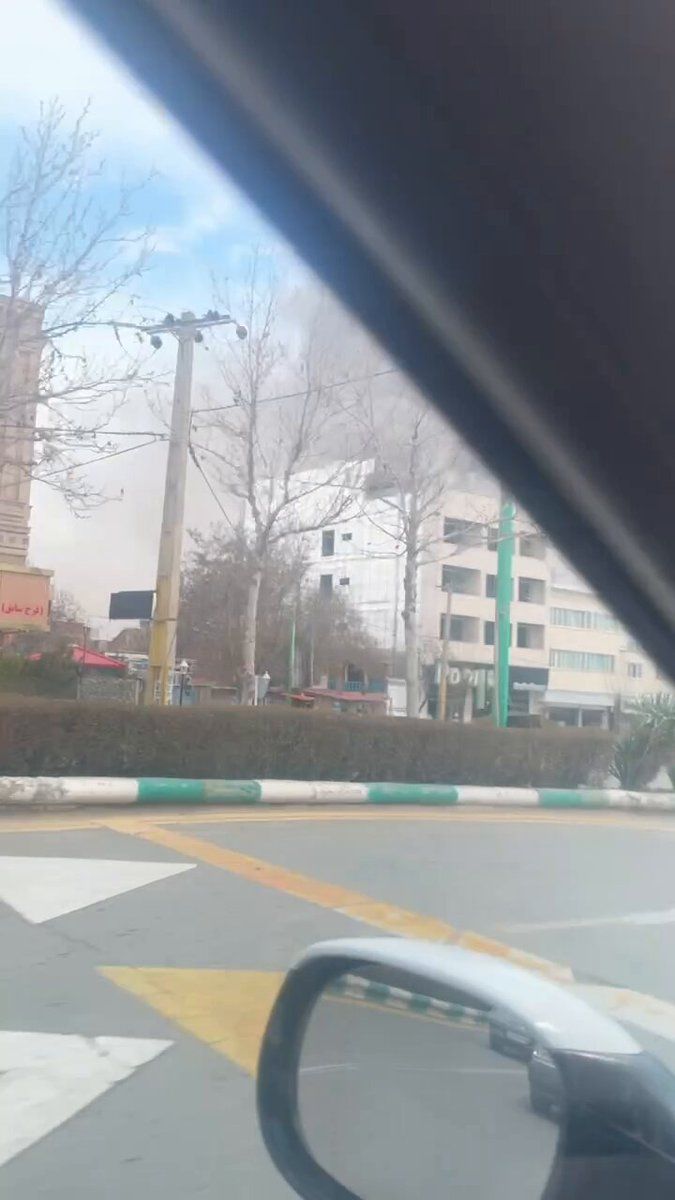 @Vahid Online: #Marivan in Kurdistan Province
Received images with description: 'They struck the IRGC Command Center, Tuesday, March 1'
#Iran #Marivan