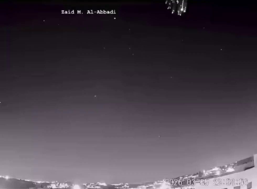 @Open Source Intel: A Jordanian wildlife photographer filmed what appears to be Iranian cluster submunitions raining down on Israel after a ballistic missile strike.