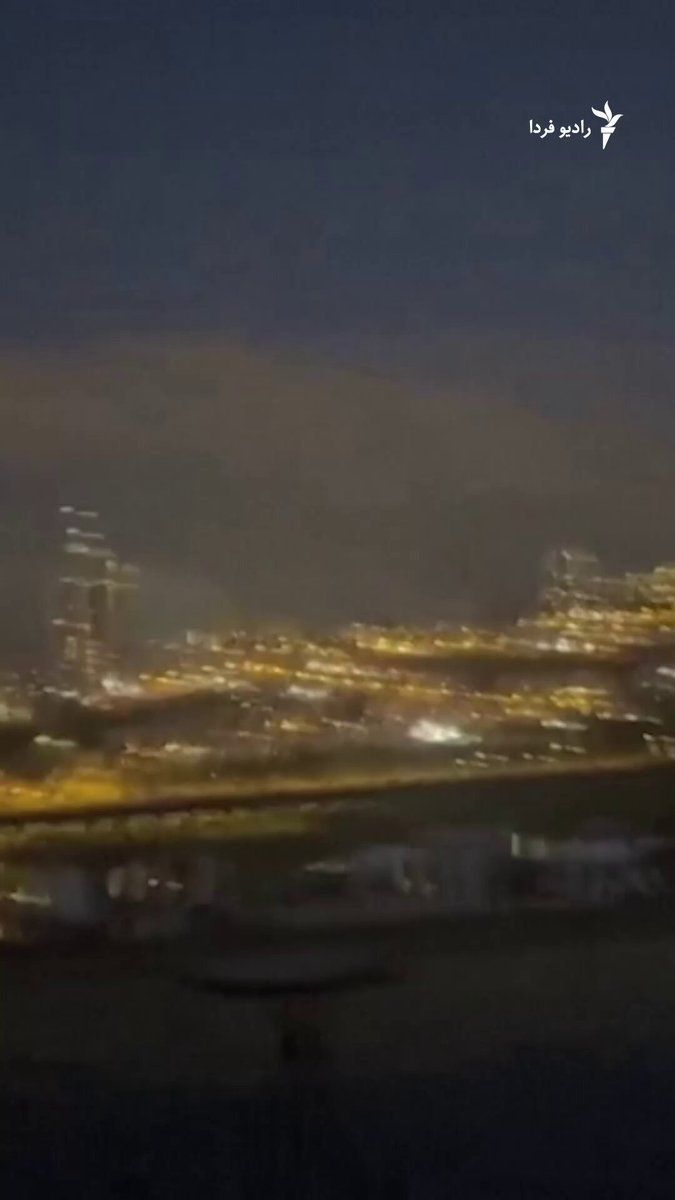 @RadioFarda|راديو فردا: 🔸 Concurrent with Israel's missile attacks on Tehran in the early hours of Saturday, March 6, news sources reported Iran's missile strikes on Israel.
🔸 According to Reuters, two waves of missile at
