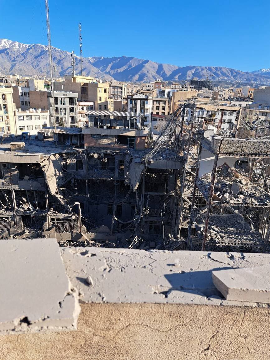 @Vahid Online: Status of 'Beheshti Resistance Basij Area Corps #Tehran'
Received images: 'Tuesday, March 2, at 19:30, the target was hit.'
📍 35.7305, 51.4819
#Iran #Tehran