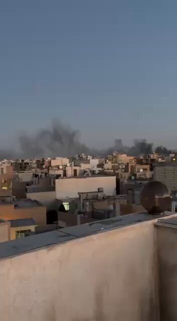 @🇮🇷LiveIranNews🇮🇱: 🚨 The building of the IRGC terrorist group's intelligence unit in Esfahan's 22 Bahman Street was targeted/Received images from fellow compatriots show that the building, located at the center of this