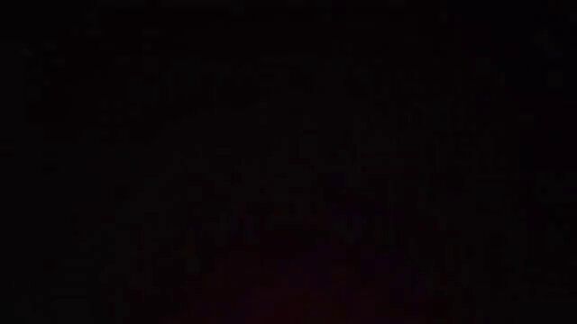@Babak Taghvaee - The Crisis Watch: BREAKING: Massive explosion reported in the city of Bushehr in southwest Iran following an airstrike. The blast caused a large fireball and heavy smoke over the area. It remains unclear whether the st