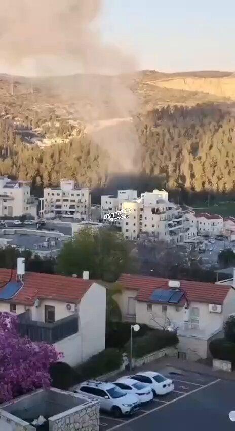 @Babak Taghvaee - The Crisis Watch: BREAKING: An intermediate-range ballistic missile of the IRGC Aerospace Force launched at Israel managed to pass through the air defense barriers set by the U.S. Army and the IDF and hit Beit Shemesh.