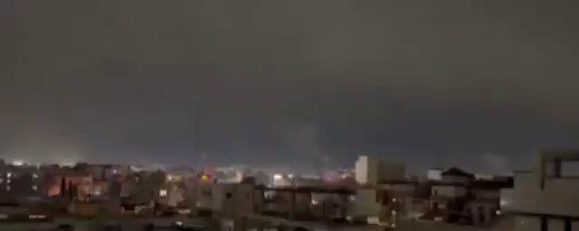 @Babak Taghvaee - The Crisis Watch: BREAKING: The Israeli Air Force conducted one of its heaviest airstrikes against IRGC-related targets in Karaj, west of Tehran, the capital city of Iran. The targets were most likely ballistic missile
