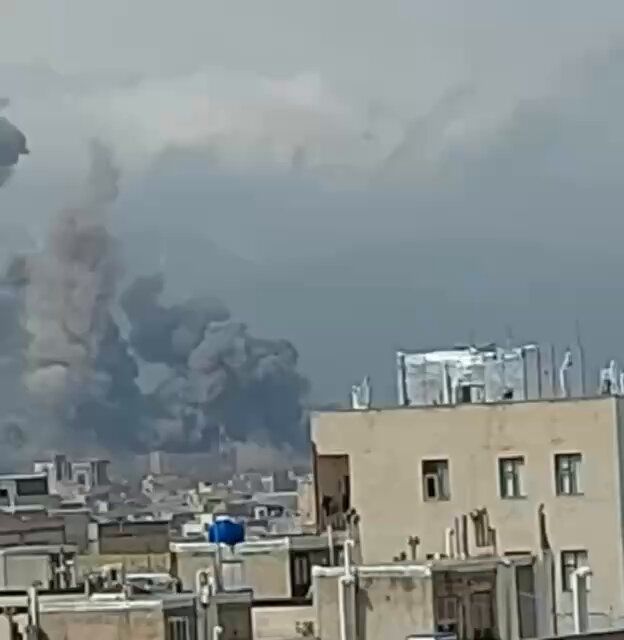 @Babak Taghvaee - The Crisis Watch: BREAKING: Reports from Hamadan, western Iran, indicate multiple airstrikes carried out this morning.
According to eyewitness messages received around 10:30 local time on Sunday, March 24, residents r