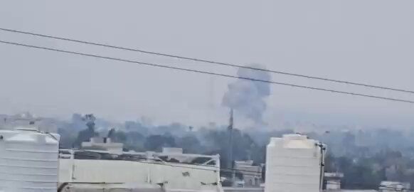 @Babak Taghvaee - The Crisis Watch: BREAKING: The U.S. Navy conducted a heavy airstrike against the 9th Tactical Fighter Base of the Iranian Air Force in Bandar Abbas in southern Iran. A total of 14 bombs were dropped on the base. The t