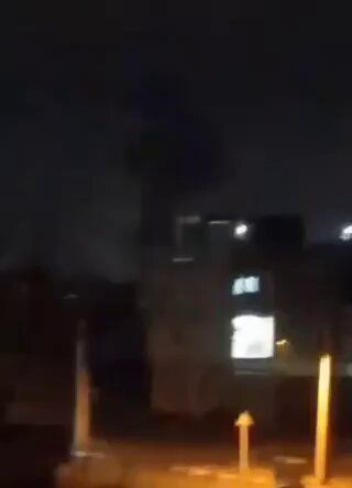 @Babak Taghvaee - The Crisis Watch: BREAKING: Video shows explosions at around 2:00 a.m. on Wednesday March 25 in the Alborz Industrial City, Qazvin Province, Iran, following an Israeli airstrike.
#OperationEpicFury #OperationLionsRoar