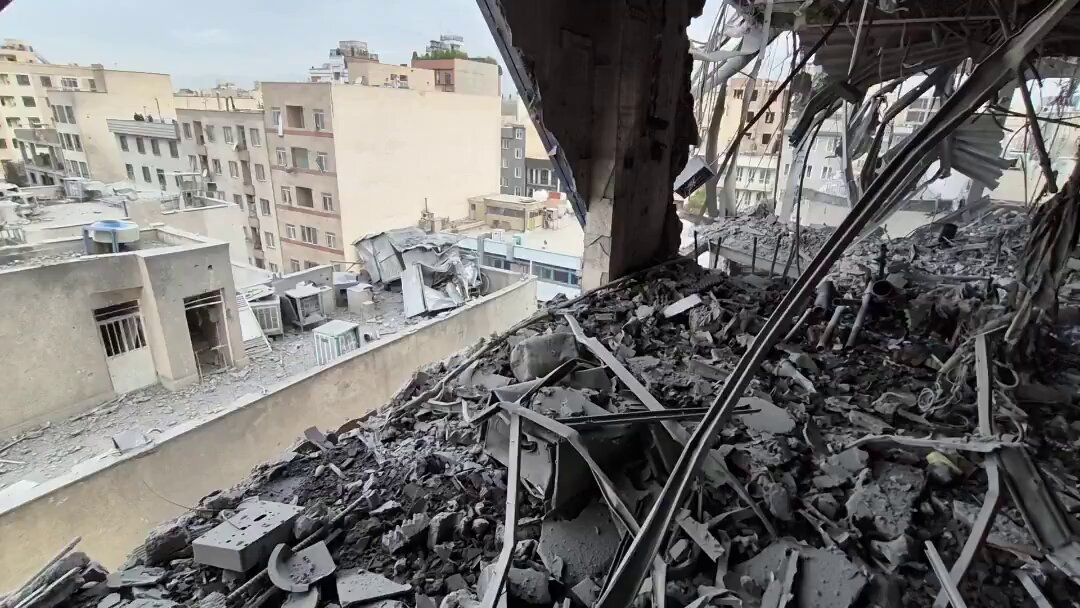 @Babak Taghvaee - The Crisis Watch: BREAKING: The Israelis have run out of military targets and are now striking civilian targets in Tehran.
An Israeli airstrike has hit the Honyak Music Academy in eastern Tehran.
#OperationEpicFury #