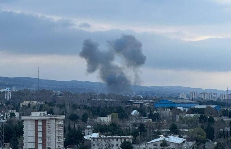 @Shin: Earlier @ 0305Z
Single airstrike on an MoD Complex,
Babaei Highway, Northeastern Tehran, #Tehran Province, #Iran
(Via @mamlekate)