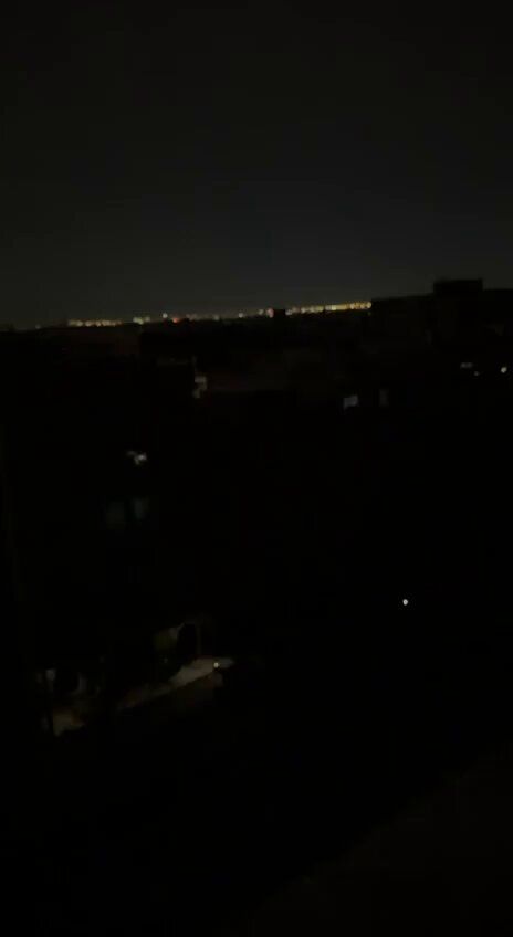 @Babak Taghvaee - The Crisis Watch: BREAKING: At around 21:02–21:05 local time on Sunday, Karaj was targeted in an Israeli airstrike, resulting in widespread power outages across the city.
Electricity was cut in multiple areas includin