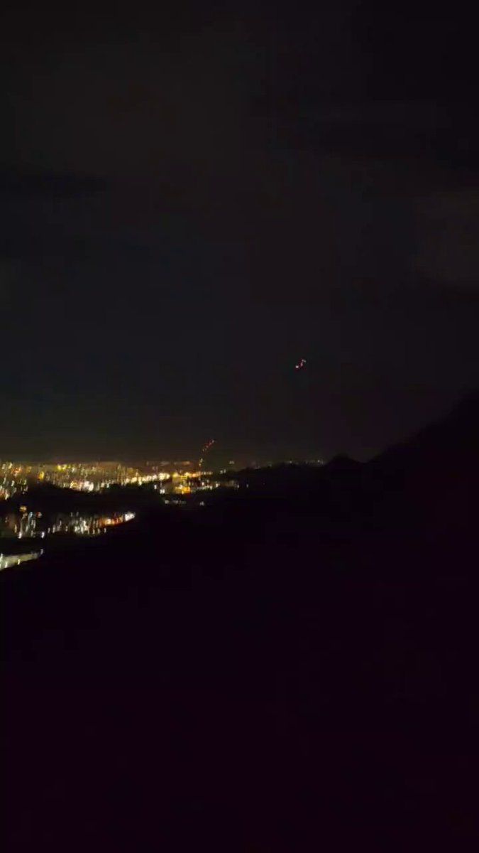 @Babak Taghvaee - The Crisis Watch: BREAKING: Israeli airstrikes are underway in Mashhad, northeast Iran, with air defense systems actively engaging targets this evening.
According to multiple incoming reports:
18:40: Air defense acti