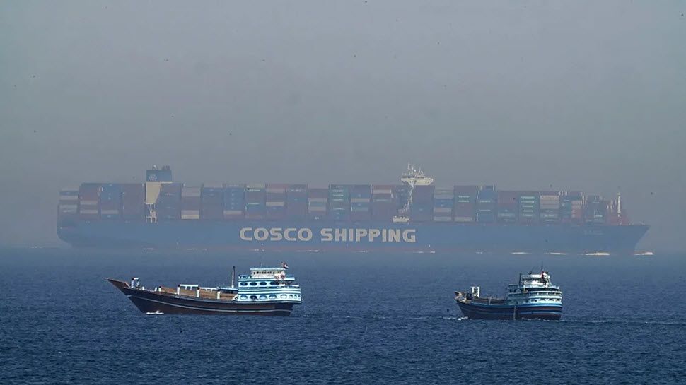 @🇮🇷LiveIranNews🇮🇱: ⚡🇺🇸🇨🇳🦀Seizure of Tankers with Fake Flags in the Strait of Hormuz and Their Return by the United States/Reports indicate that the United States has seized two Chinese oil tankers in the Strait of