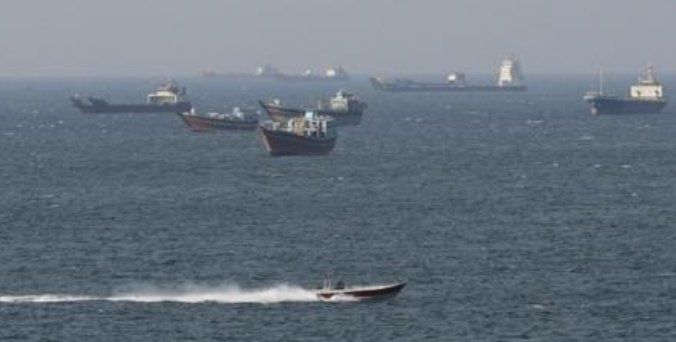 @🇮🇷LiveIranNews🇮🇱: ⚡🇮🇳🦀The terrorist group of the IRGC, through direct gunfire, repelled two Indian ships from the Strait of Hormuz and effectively blocked the passage route by force.
According to data from the "Tan