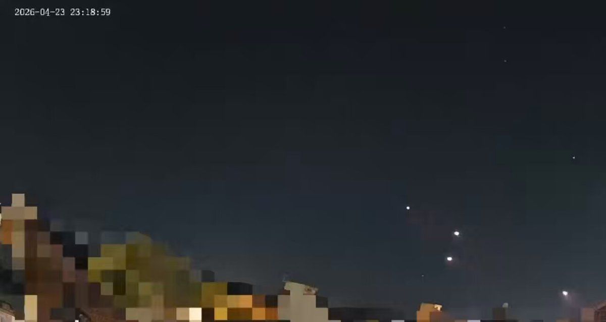 بREAKING:
بREAKING: بیافرینش بزرگ تروریستی حزبالله
آنها تعداد زیادی راکت را به ایران شمالی شیلی آتش میکنند
