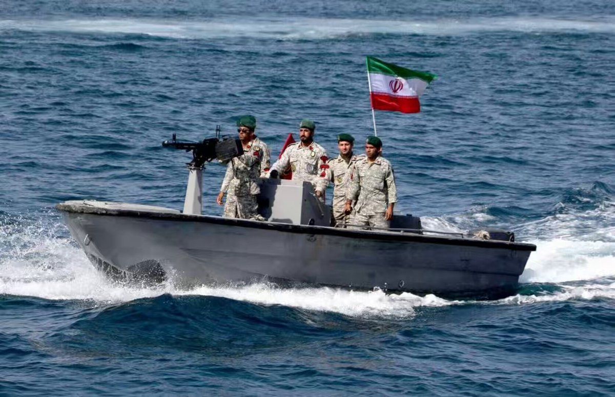 @Open Source Intel: Listen to the IRGC’s VHF message to the U.S. Navy and all vessels.
“No vessel is permitted to transit the Strait of Hormuz. Any vessel attempt to pass the Strait of Hormuz will be destroyed.”