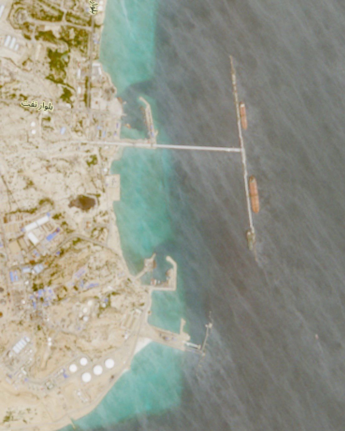@Open Source Intel: Sentinel-2 satellite imagery from today shows 3 Iranian tankers loading at Kharg Island.