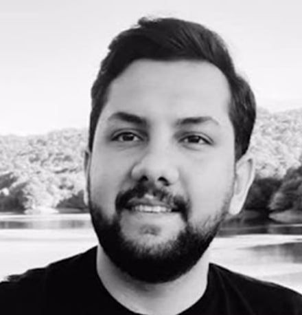 @✡︎𝐋𝐢𝐯𝐞𝐈𝐫𝐚𝐧𝐍𝐞𝐰𝐬🇮🇷🇮🇱: 🚨Don’t stop talking about Iran
They killed 24 year old Mir Mohammadreza Mousavi during the Tehran protests on January 9.
His family went through hell just to get his body back. The regime gave them o