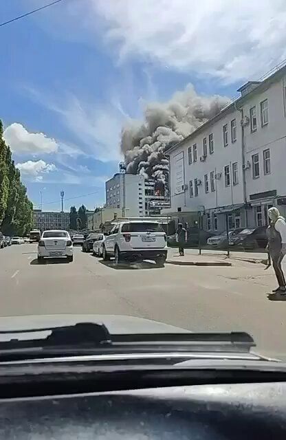@Open Source Intel: A key Russian military electronics factory in Voronezh was struck Monday by Ukrainian Storm Shadow/SCALP-EG cruise missiles. The plant produces microchips, transistors, and power modules for Russian m