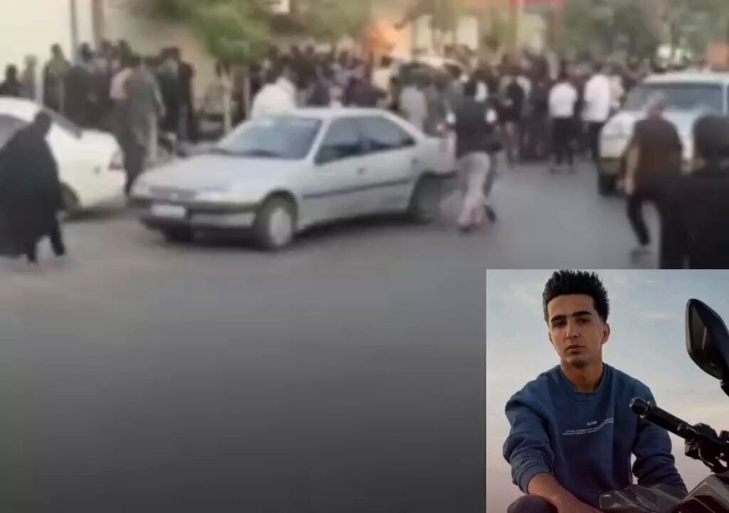@✡︎𝐋𝐢𝐯𝐞𝐈𝐫𝐚𝐧𝐍𝐞𝐰𝐬🇮🇷🇮🇱: 🚨Don’t stop talking about Iran.
This video shows the moments after the killing of Amir Mohammad Kazemi in Negar.
Amir Mohammad was only 19 years old.
A young Iranian serving as a soldier.
Accordin