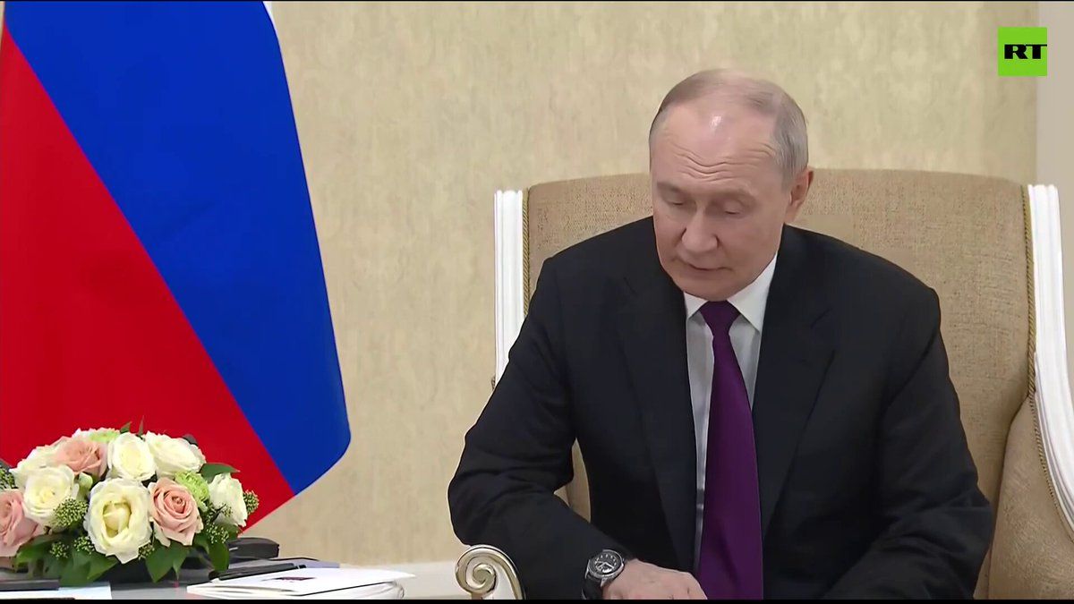 Putin in a meeting with Iranian President Masoud Pezeshkian: "We are aware Iran is making real attempts to put end to conflict" "Iran is coming up with new suggestions, new offers, to resolve…