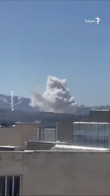 @RadioFarda‌|‌راديو فردا: تصاویری که حساب کاربری وحید آن‌لاین منتشر کرده هدف قرار گرفتن «یک سایت موشکی» سپاه پاسداران در اطراف زنجان را نشان می‌دهد.

در توضیح این تصاویر به‌نقل از شاهدان عینی آمده که اندکی پس از شلیک موشک از ا