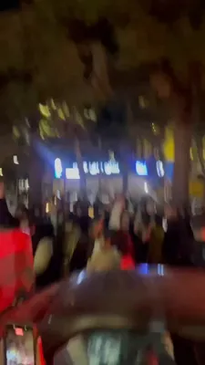 @Vahid Online: The joy of the people in Mehrshahr #Karaj following the announcement of the death of #Khamenei, early Sunday morning, March 10
#Iran