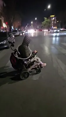 @Goldie Ghamari | گلسا قمری 🇮🇷: After hearing the news of Khamenei's death, a disabled Iranian woman celebrates in the same streets where only 2 months ago the Islamic Republic slaughtered tens of thousands of innocent people.

Ever