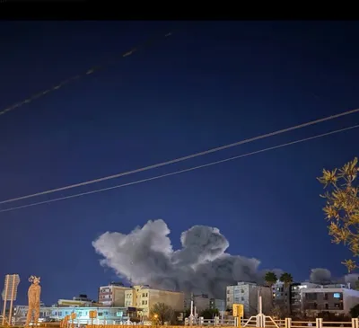 @Shin: @ 1713Z
Airstrikes on Khayyam neighborhood,
There are IRGC, Basij and IRGC Intel. bases in the area.
Shiraz, #Fars Province, #Iran