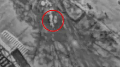 @Shin: #IDF 🇮🇱: 

"Documentation of the elimination of Iranian terror regime soldiers: A comprehensive wave of strikes targeting approximately 200 objectives in western and central Iran has been completed.