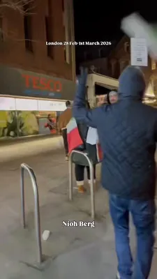 @𝐍𝐢𝐨𝐡 𝐁𝐞𝐫𝐠 🇮🇷 ✡︎: On Saturday night, right after Khamenei was confirmed killed, me and @MTavoli went partying in Finchley, London until 3 in the morning. 

This video is me and thousands of Iranians shouting Javid Shah
