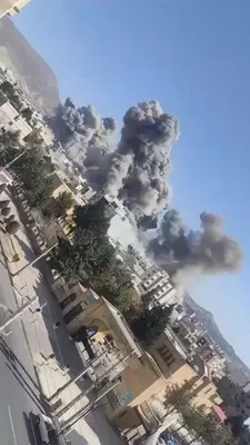 @Shin: Several airstrikes @ ~ 1230Z in Ilam, #Ilam Province, #Iran (Via @mamlekate) 

Reports claim that the governor's office and IRGC HQs were leveled. 

