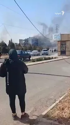@RadioFarda‌|‌راديو فردا: ویدئوی منتشرشده در شبکه‌های اجتماعی آثار برجا مانده از حملۀ هوایی به ساختمان «سپاه حیدر کرار» در پرند تهران در روز پنجشنبه ۱۴ اسفند را نشان می‌دهد.