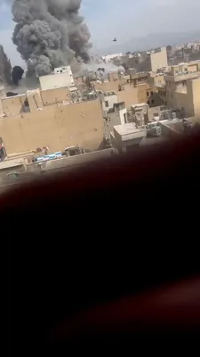 @Vahid Online: 'Moment of the explosions from the 13:30 attack on the center of #Tehran'  
Received video with description: 'It hit the Basij base at Sar Martazavi, Kashan Street, and the hunting rifle complex.'  
I