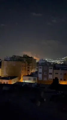 @Babak Taghvaee - The Crisis Watch: BREAKING: Video recorded early this morning shows massive explosions as a result of Israeli airstrikes on military targets near Mount Soffeh near Isfahan, central Iran.

#OperationEpicFury #OperationL