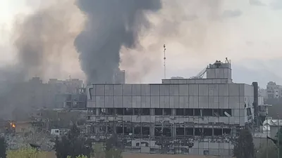 @Visegrád 24: The IDF announced that it carried out strikes on the Iranian city of Isfahan

According to Israeli forces, the strikes hit a base used by the IRGC and its Basij militia unit, as well as the IRGC polic