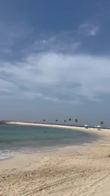 @Babak Taghvaee - The Crisis Watch: Interesting footage recorded today at Al-Mazhar Beach in Dubai. You can see an F-16E Desert Falcon of the UAE Air Force intercepting and shooting down a Shahed-136 one-way attack drone of the IRGC Aer