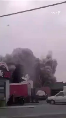 @RadioFarda‌|‌راديو فردا: ویدئویی در شبکه‌های اجتماعی روز سه‌شنبه ۱۹ اسفند منتشر شده است که انفجارهای پیاپی بر اثر حملۀهوایی در شهر قدس را نشان می‌دهد.

حملات نظامی آمریکا و اسرائیل به ایران روز سه‌شنبه ۱۹ اسفند وارد یازدهمین 