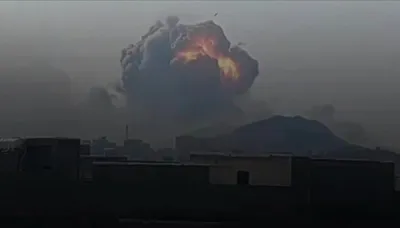 @Visegrád 24: Huge explosions after new airstrikes today against Iranian ballistic missile depots in the mountains northwest of Tehran.

