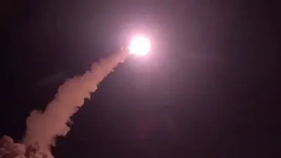 @Babak Taghvaee - The Crisis Watch: BREAKING: The Imam Ali ballistic missile base of the IRGC Aerospace Force in Khorramabad is still functional, and tonight they launched a large number of Khaybar Shekan hypersonic ballistic missiles a