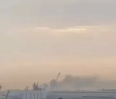 @Babak Taghvaee - The Crisis Watch: BREAKING: The IRGC Aerospace Force used its Shahed-136 one-way attack drones to target oil facilities at Fujairah Port in the UAE in retaliation for the U.S. airstrikes on Khark Island, the heart of I