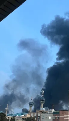 @Vahid Online: The received photo comes with this text: 'At 18:20 #Isfahan, behind the Musalla was hit by missiles about ten times. I think it was the IRGC Aerospace Force'

Saturday, March 13 #Iran
