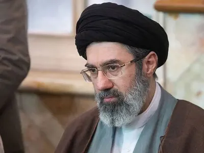 @Visegrád 24: The Kremlin declined to comment on a report by a Kuwaiti newspaper claiming that Iran’s new Supreme Leader is undergoing treatment in Moscow.

Yesterday, the Kuwaiti outlet Al Jarida, citing a source 