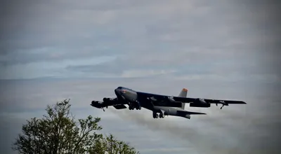 @Open Source Intel: A U.S. Air Force B-52H leaves the UK, loaded with AGM-158 JASSM cruise missiles, heading toward strike operations against Iran.

H/T @Osinttechnical