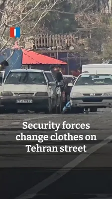 @𝐍𝐢𝐨𝐡 𝐁𝐞𝐫𝐠 🇮🇷 ✡︎: In Tehran, basijis are now living out of their own cars because they've lost all their bases and safe houses.

Here they are changing clothes in the morning.

They're not even getting paid for this an