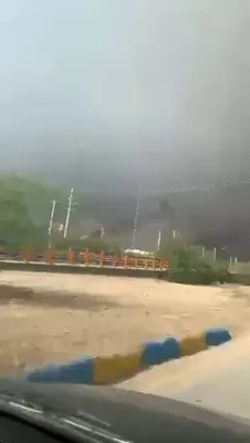 @Visegrád 24: An Iranian petrochemical complex at the South Pars gas field was hit by airstrikes, according to Tasnim News Agency, affiliated with the IRGC.

South Pars is the world’s largest gas field, with extrac