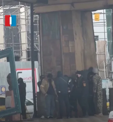 @𝐍𝐢𝐨𝐡 𝐁𝐞𝐫𝐠 🇮🇷 ✡︎: Basijis are huddling up underneath a bridge in Rasht, thinking Israeli drones won't reach them there.

Look how scared they are.

They've never known the feeling of being hunted by a superior enemy be